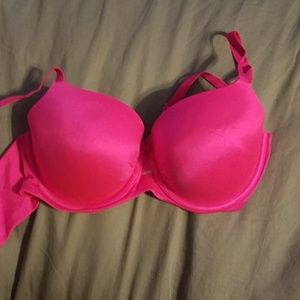 Fabulous by Victoria's Secret 38C lined demi